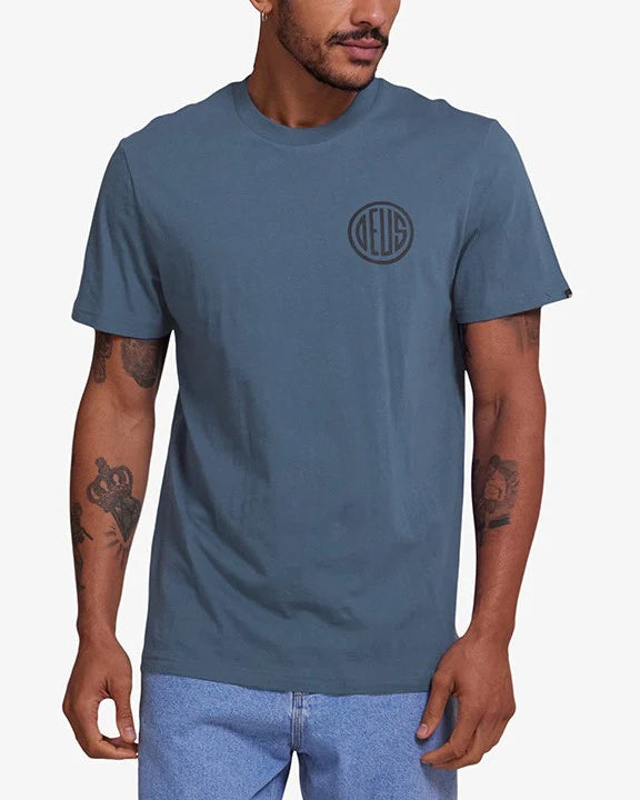 CLUTCH TEE - SMOKE BLUE