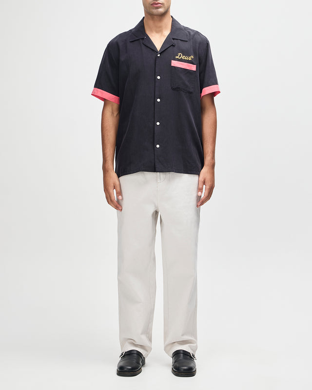 HISSSTERICAL BOWLING SHIRT - BLACK