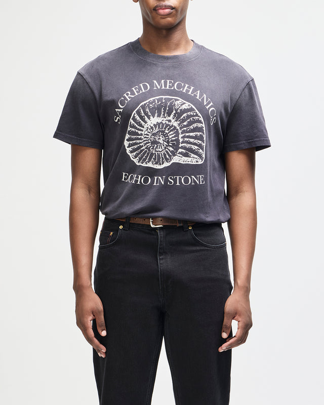 PERFECT RATIO TEE - BLACK BEAUTY