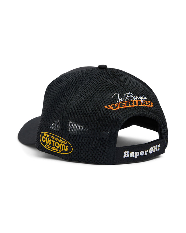 PODIUM TRUCKER - BLACK