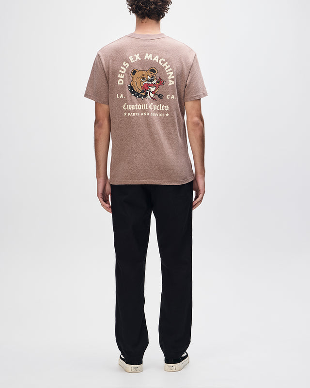 SOURMUG TEE - POTTING BROWN