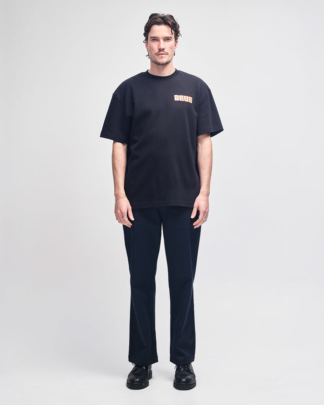 GRAND PRIX TEE - BLACK